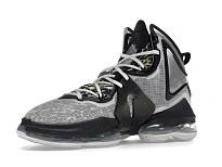 Фото № 3 с приближением к товару «‎Nike LeBron 19 Royalty»