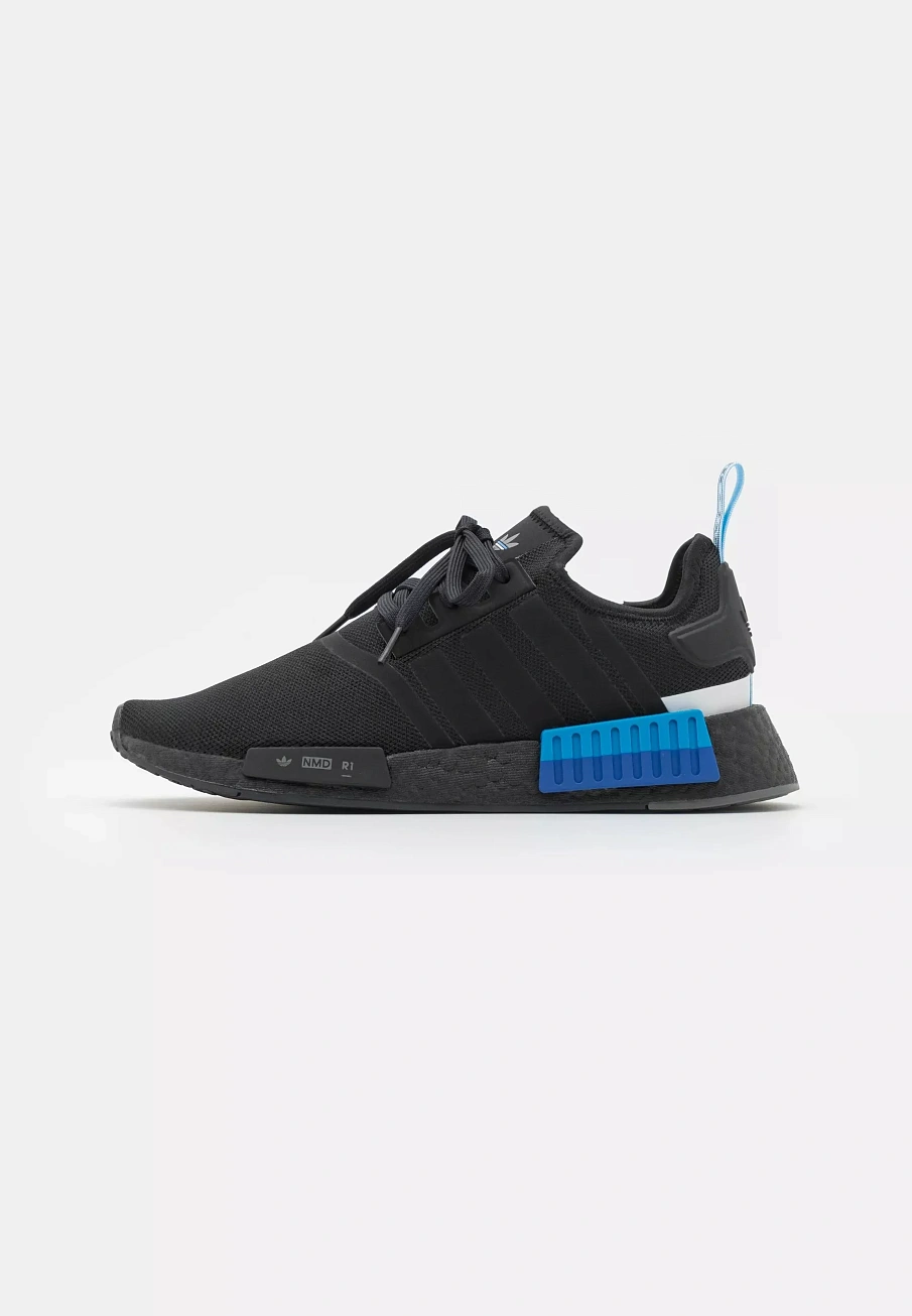 Фото № 1 с приближением к товару «‎NMD R1 UNISEX»