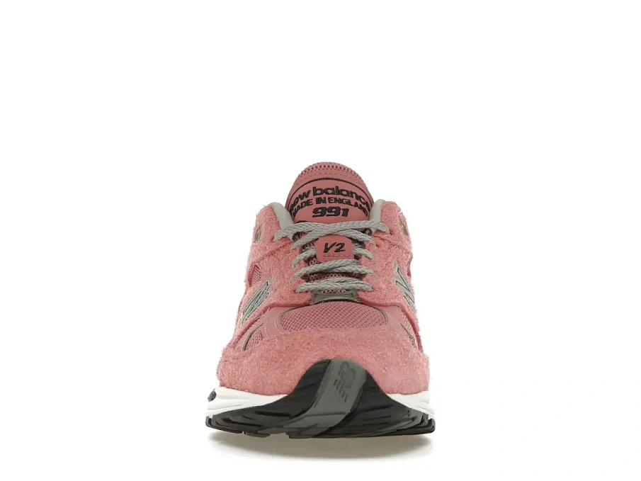 Фото № 2 с приближением к товару «‎New Balance 991v2»