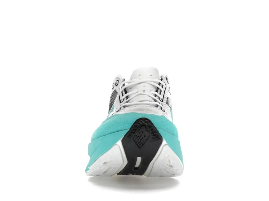 Фото № 2 с приближением к товару «‎New Balance FuelCell SuperComp Elite v4»