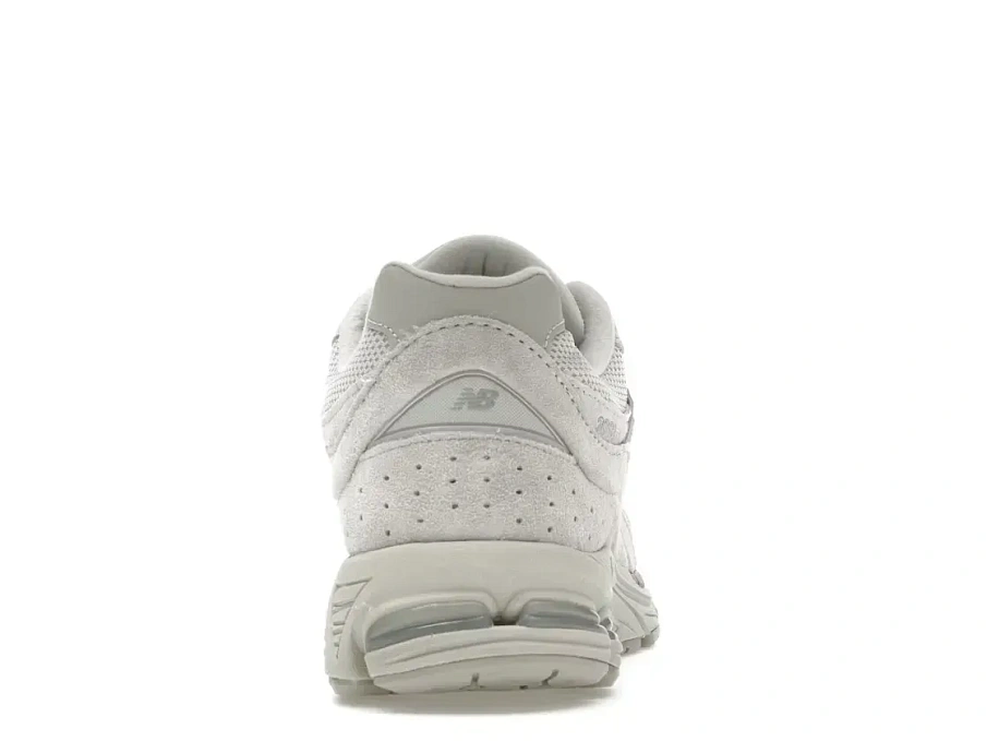 Фото № 4 с приближением к товару «‎New Balance 2002R»