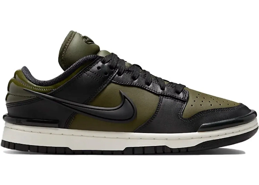 Фото № 1 с приближением к товару «‎Nike Dunk Low Twist»