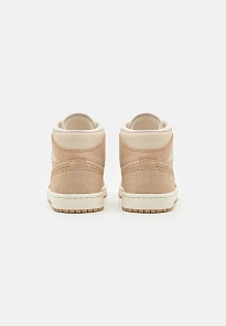 Фото № 3 с приближением к товару «‎AIR JORDAN 1 MID SE»