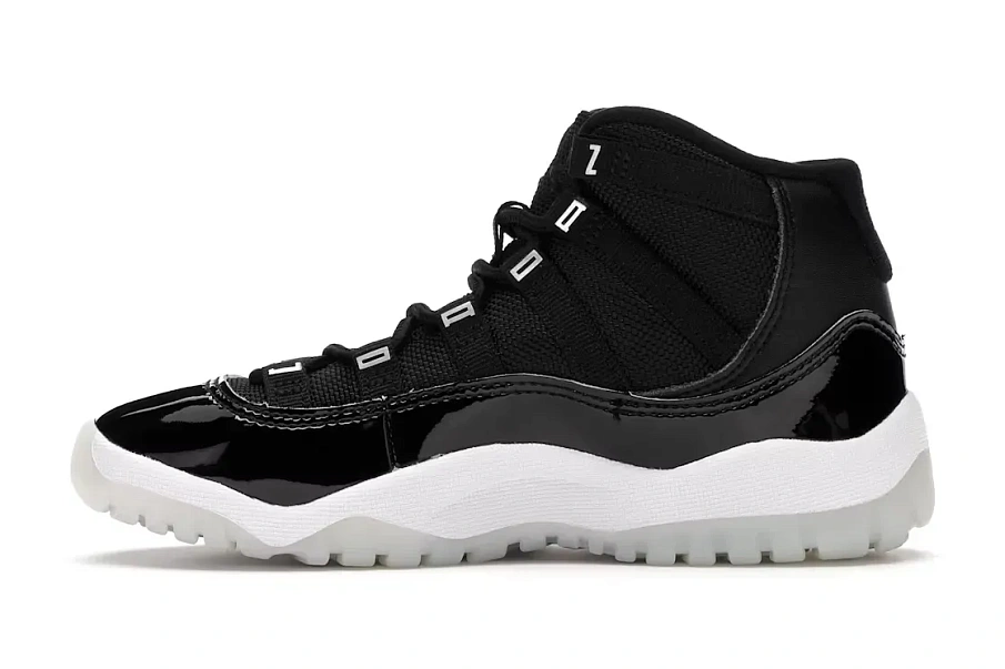 Фото № 3 с приближением к товару «‎Jordan 11 Retro»