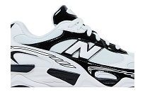 Фото № 3 с приближением к товару «‎New Balance 9060R Black White»