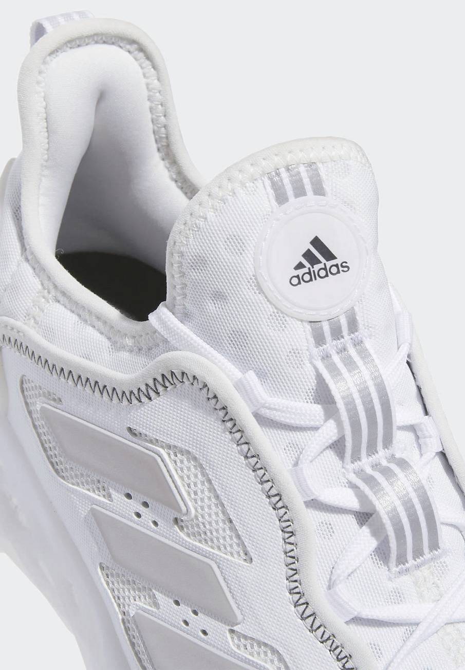 Фото № 3 с приближением к товару «‎Adidas Web Boost »