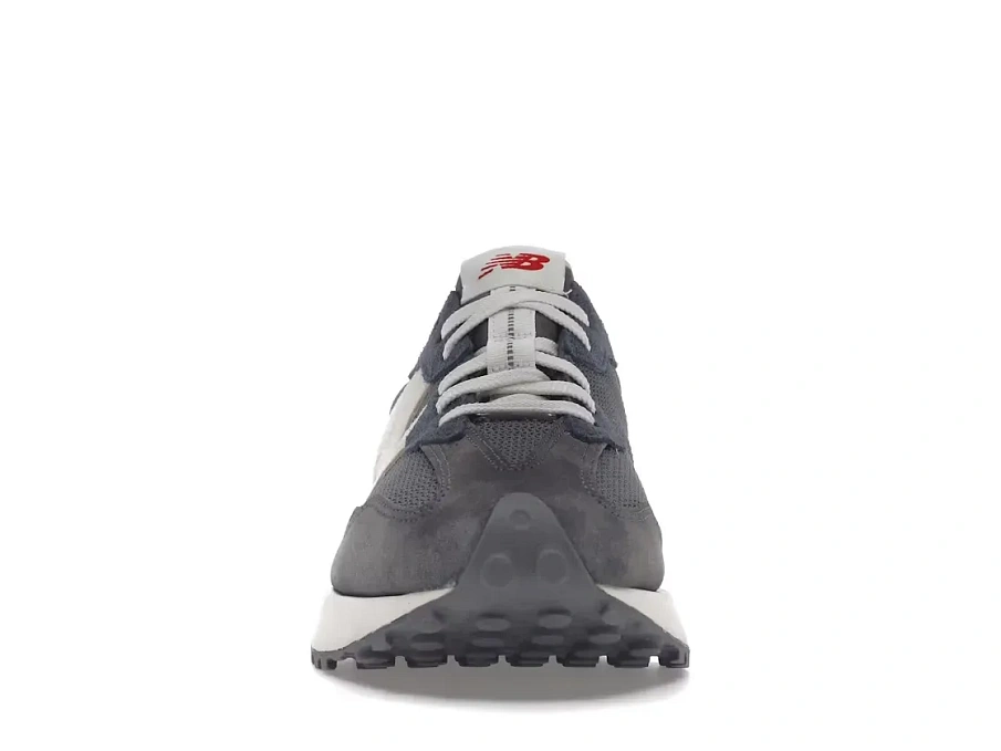 Фото № 2 с приближением к товару «‎New Balance 327»