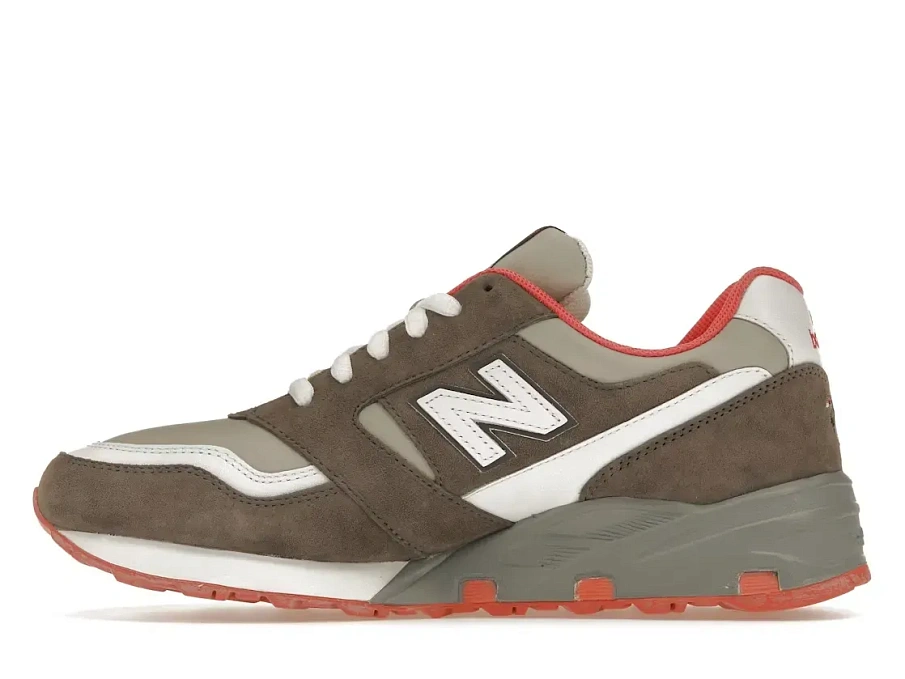 Фото № 3 с приближением к товару «‎New Balance 575»