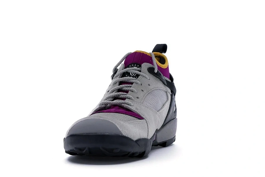 Фото № 2 с приближением к товару «‎Nike Air Revaderchi Granite Red Plum»