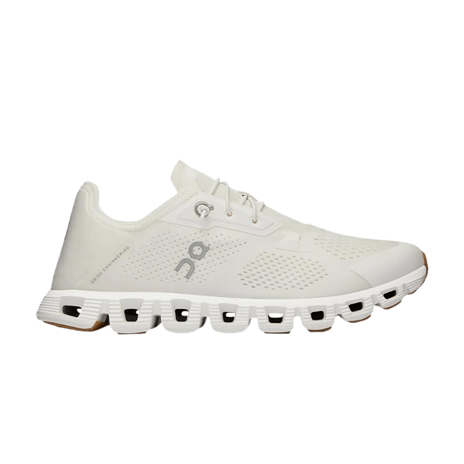 Фото № 1 с приближением к товару «‎ON Women's Cloud 5 Coast All White»