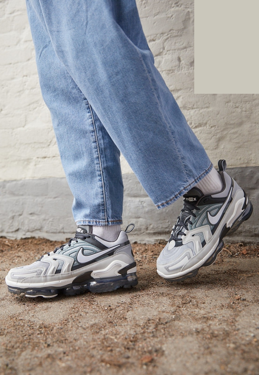 Фото № 4 с приближением к товару «‎Nike Air Vapormax Evo »