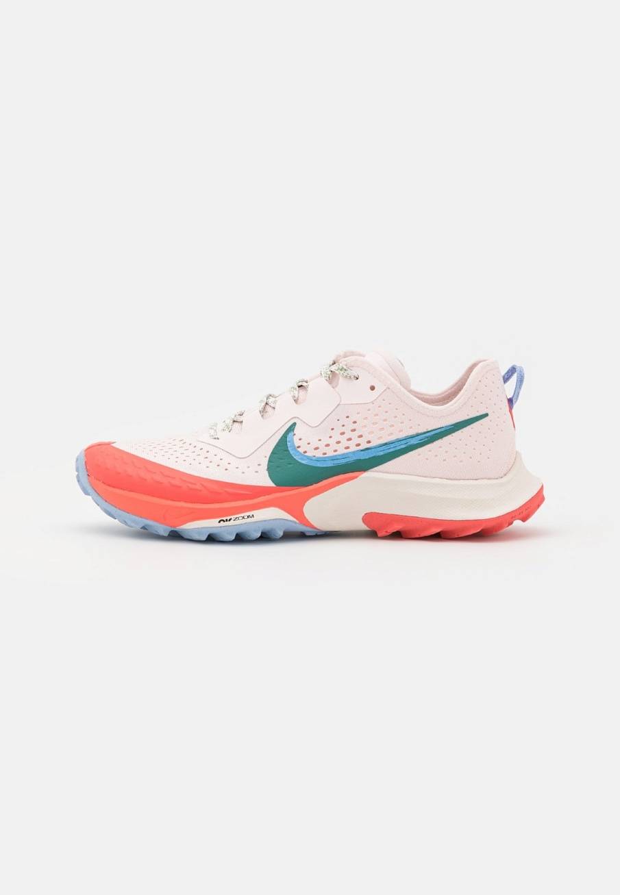 Фото № 1 с приближением к товару «‎Nike Air Zoom Terra Kiger 7»