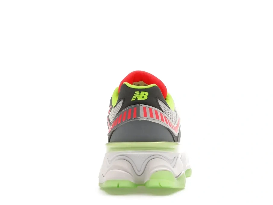 Фото № 4 с приближением к товару «‎New Balance 9060»