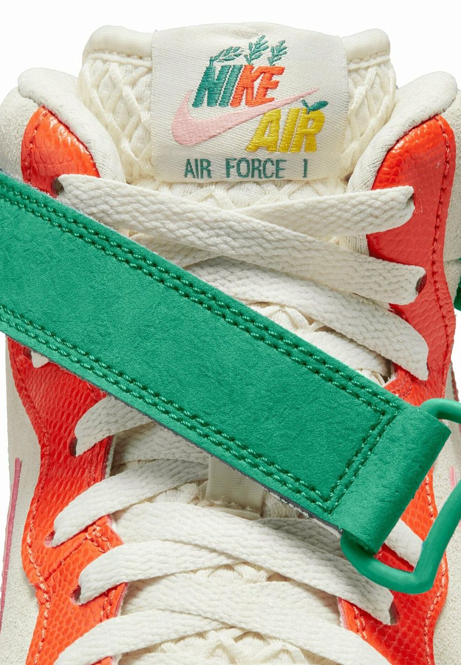 Фото № 5 с приближением к товару «‎Nike Air Force »