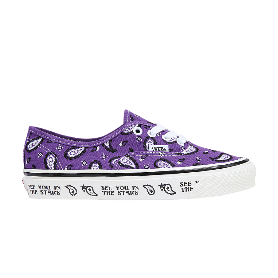 Фото № 1 с приближением к товару «‎Our Legends x Vans Authentic 44 DX Mongoose - Purple Paisley»