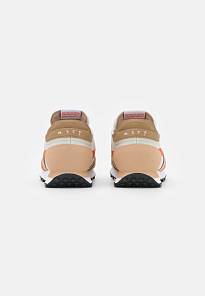 Фото № 3 с приближением к товару «‎Nike Dbreak Type »