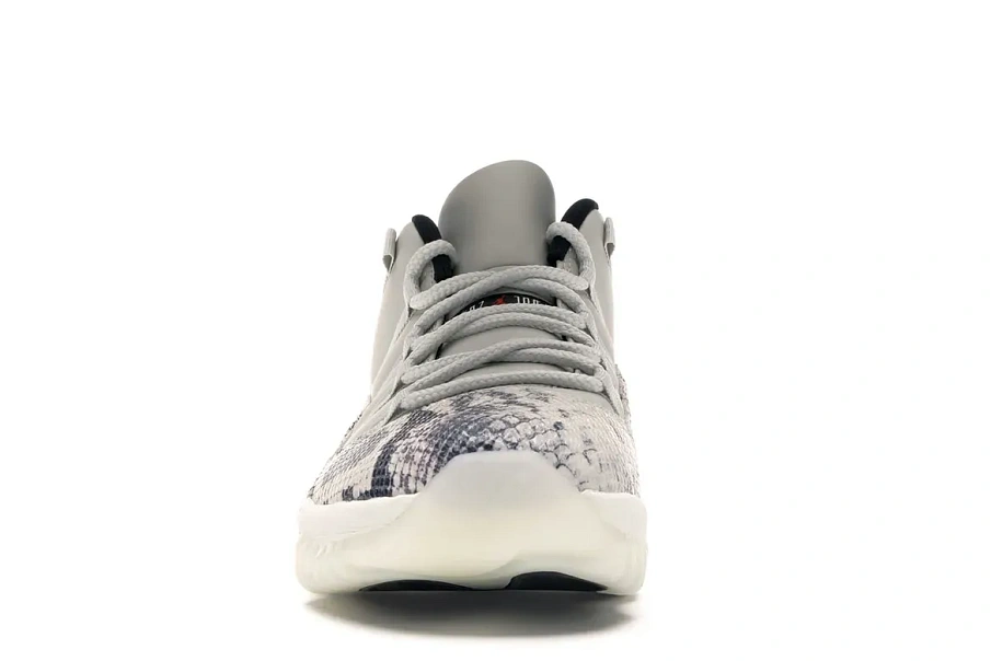Фото № 2 с приближением к товару «‎Jordan 11 Retro Low Snake Light Bone»