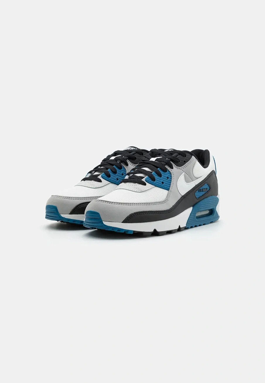 Фото № 2 с приближением к товару «‎AIR MAX 90»