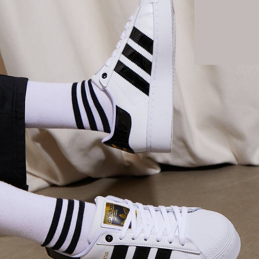Фото № 5 с приближением к товару «‎Adidas Superstar Bold »