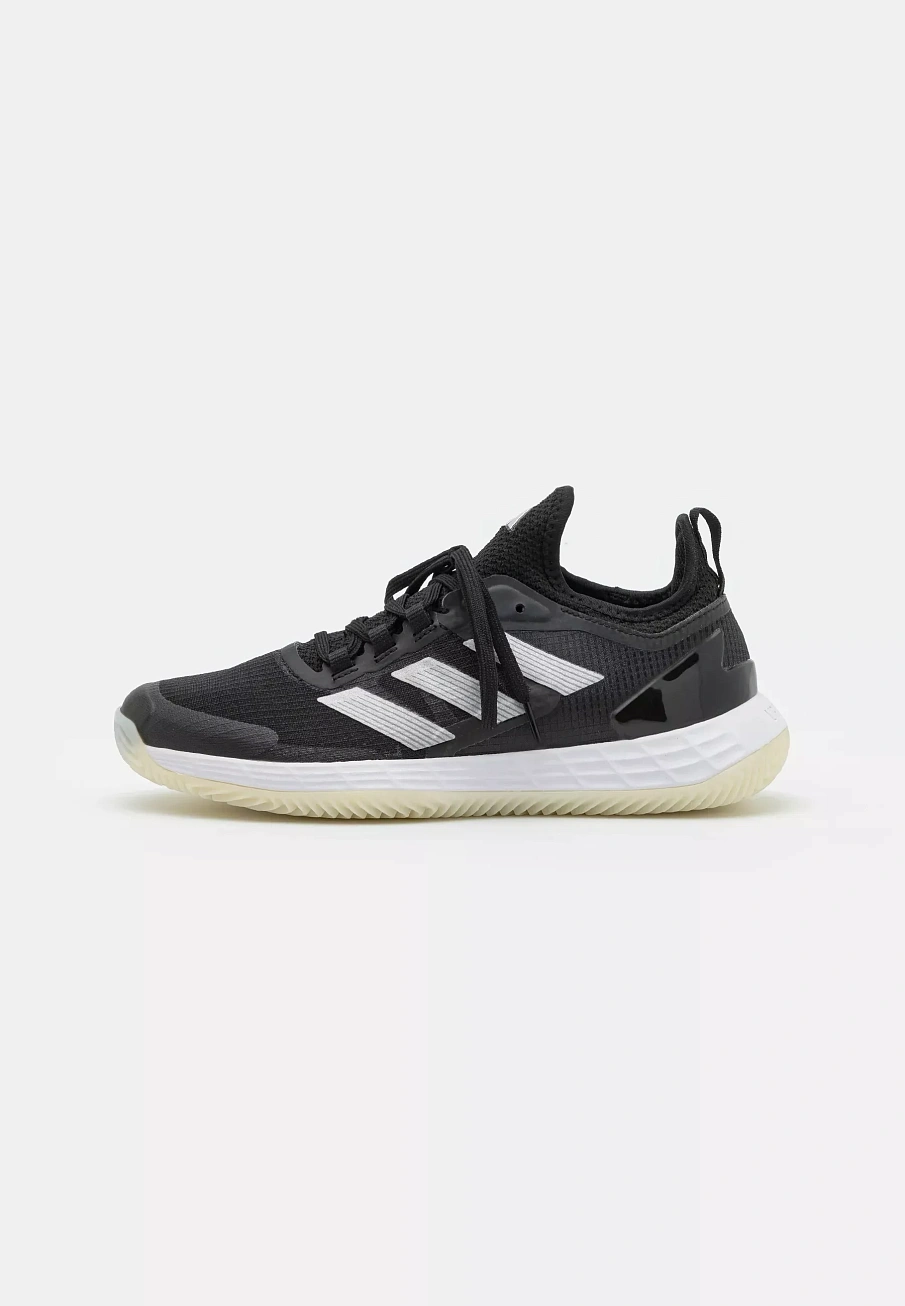 Фото № 1 с приближением к товару «‎ADIZERO UBERSONIC»