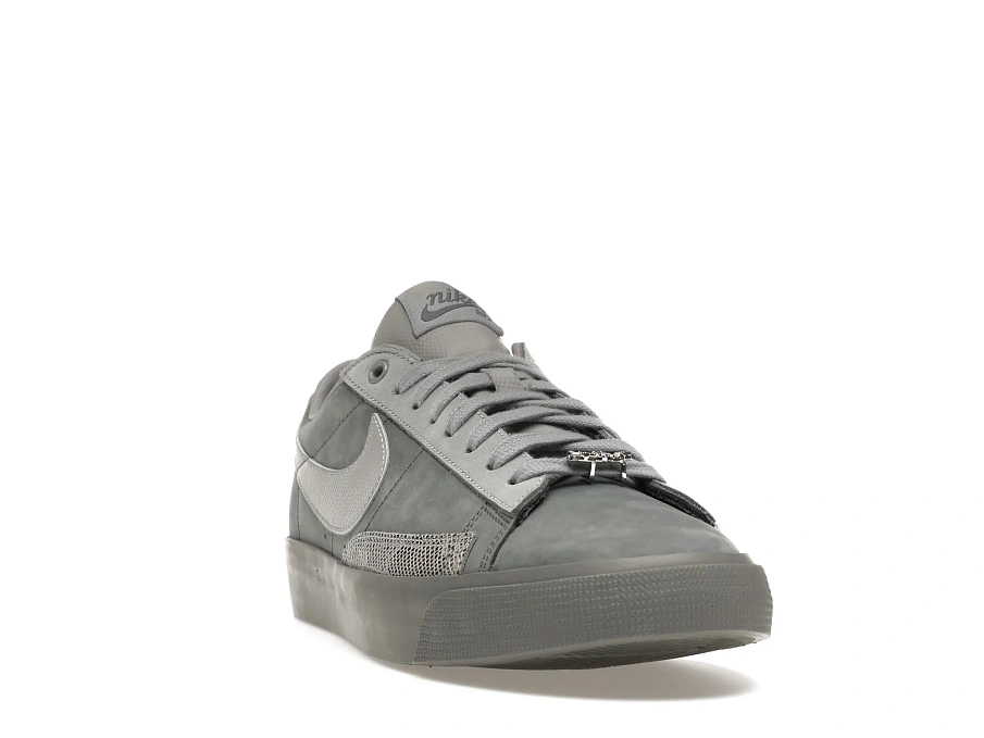 Фото № 3 с приближением к товару «‎Nike SB Blazer Low FPAR Cool Grey»