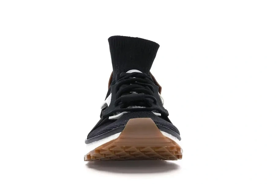 Фото № 2 с приближением к товару «‎adidas AW Run»