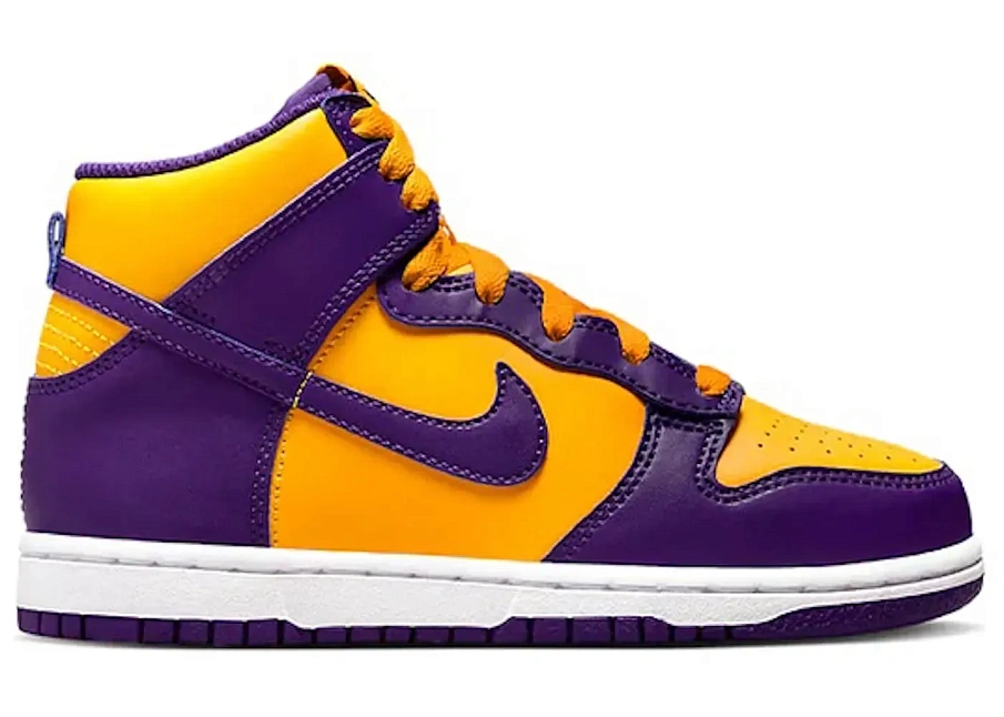 Фото № 1 с приближением к товару «‎Nike Dunk High»