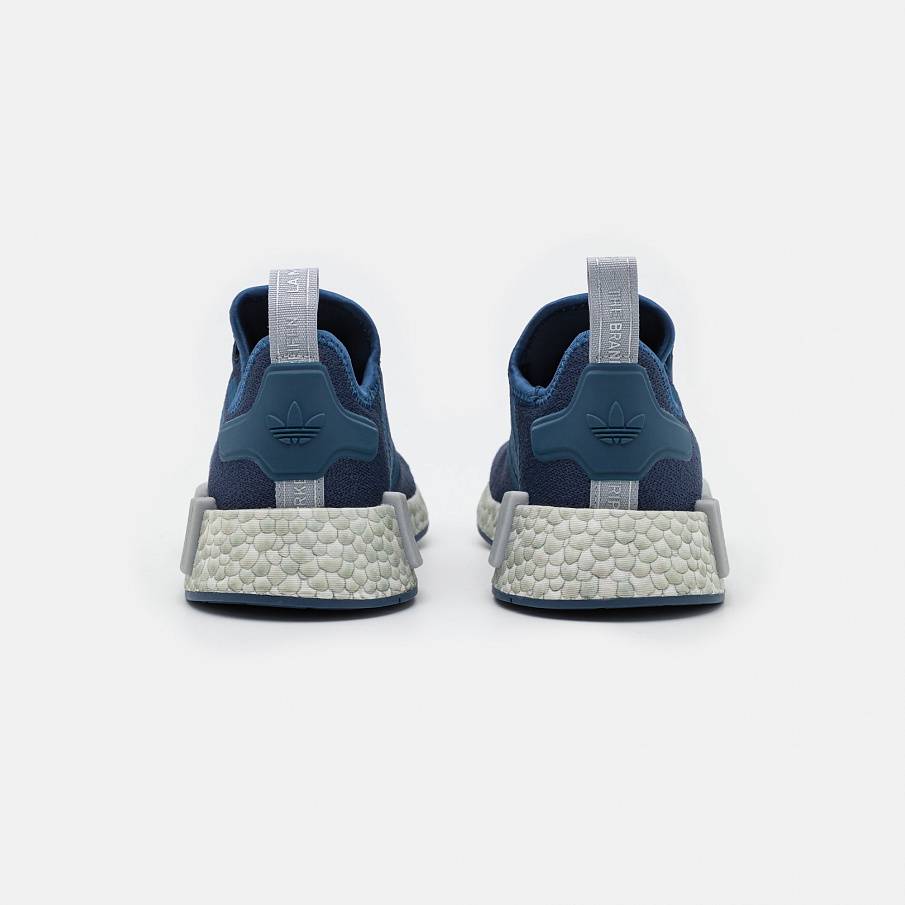 Фото № 3 с приближением к товару «‎Adidas Nmd_r1 »