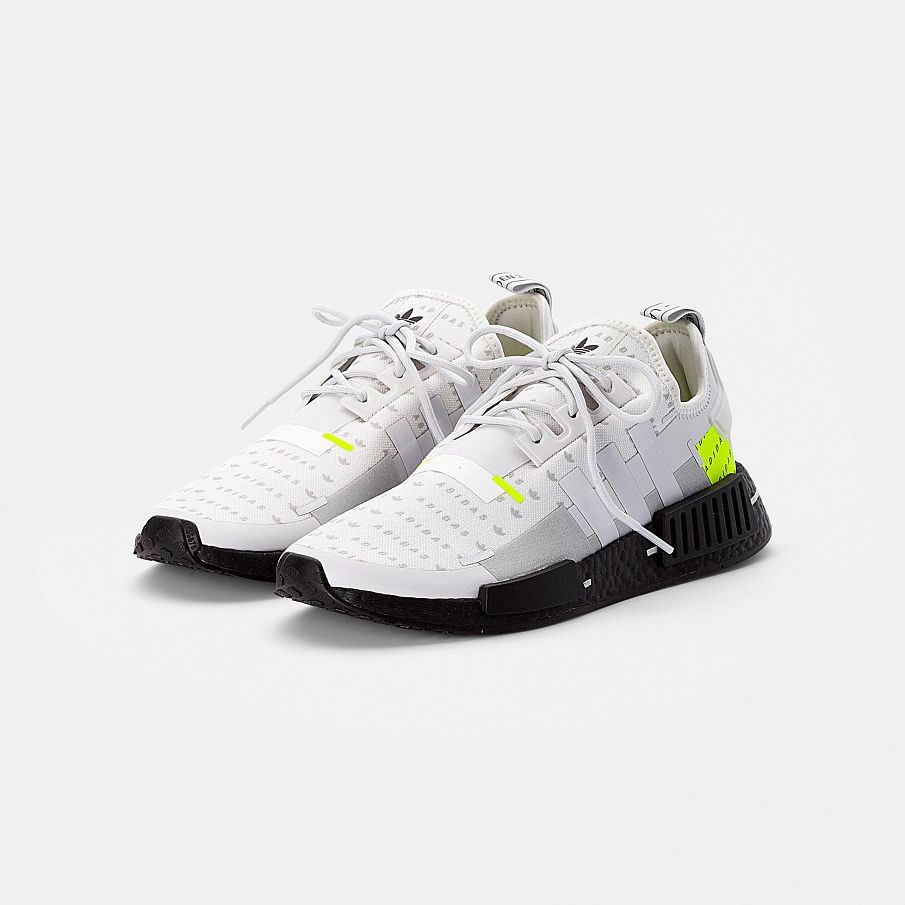 Фото № 2 с приближением к товару «‎Adidas Nmd_r1 »