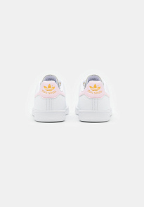 Фото № 4 с приближением к товару «‎Adidas Stan Smith »