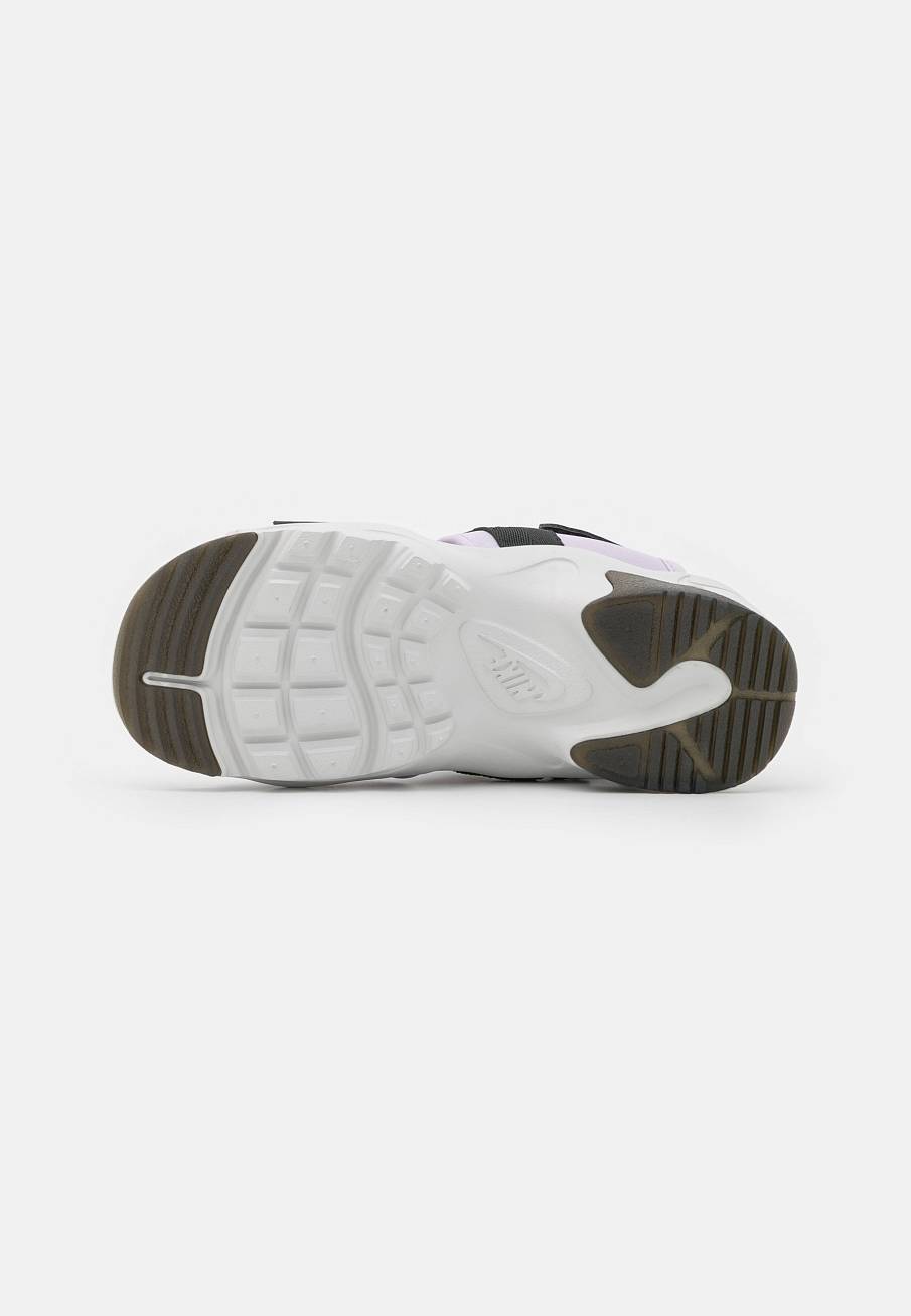 Фото № 5 с приближением к товару «‎Nike Canyon Slide»
