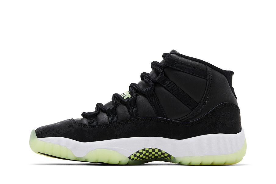 Фото № 4 с приближением к товару «‎Air Jordan 11 Retro GS Inner Beast»
