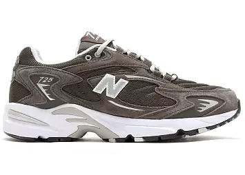 New Balance 725