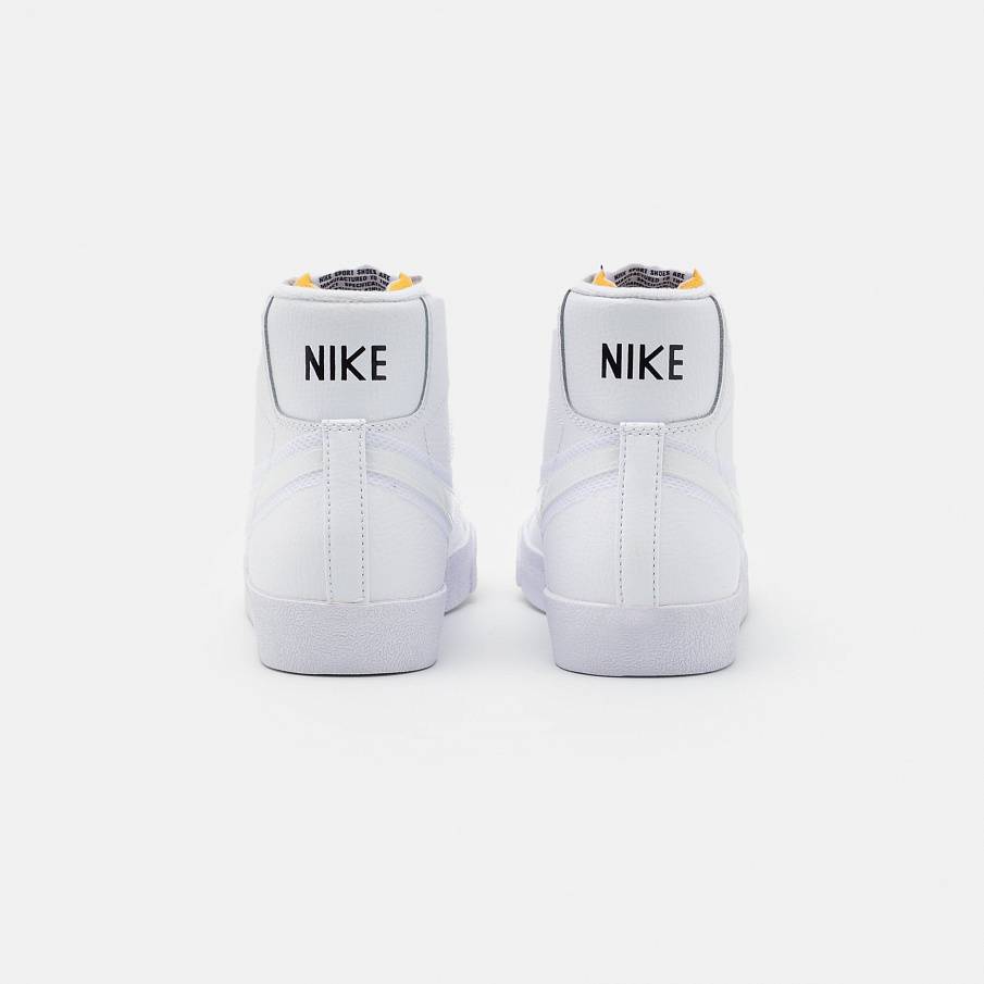 Фото № 3 с приближением к товару «‎Nike Blazer ’77 »