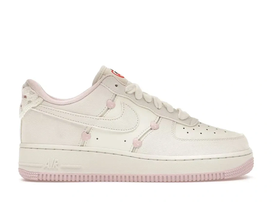 Фото № 1 с приближением к товару «‎Nike Air Force 1 Low»