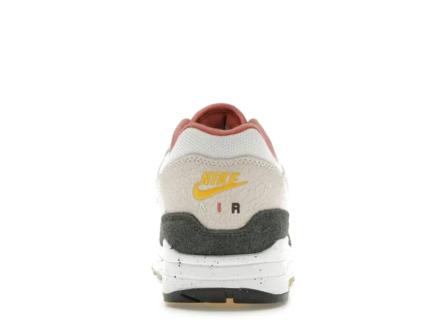 Фото № 4 с приближением к товару «‎Nike Air Max 1»