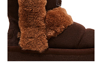 Фото № 3 с приближением к товару «‎UGG Women's Classic Chillapeak Boot Burnt Cedar»