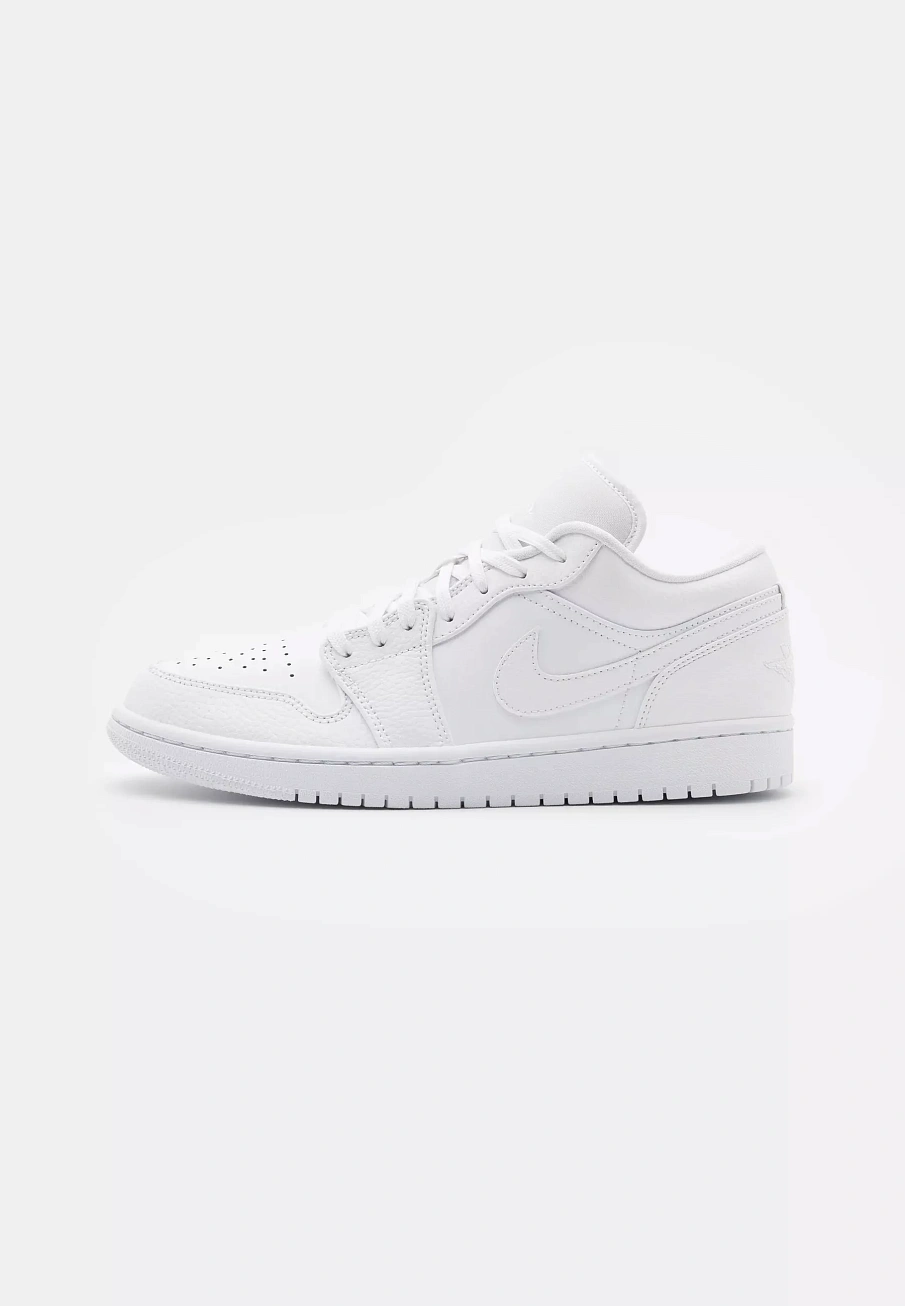 Фото № 1 с приближением к товару «‎AIR JORDAN 1»