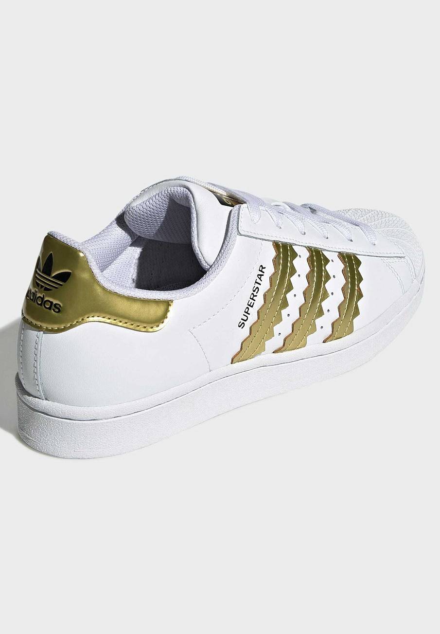 Фото № 3 с приближением к товару «‎Adidas Superstar »