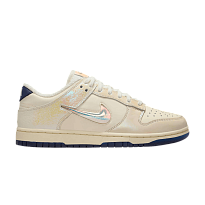 Фото № 1 с приближением к товару «‎Nike Women's Dunk Low Soft Pearl»