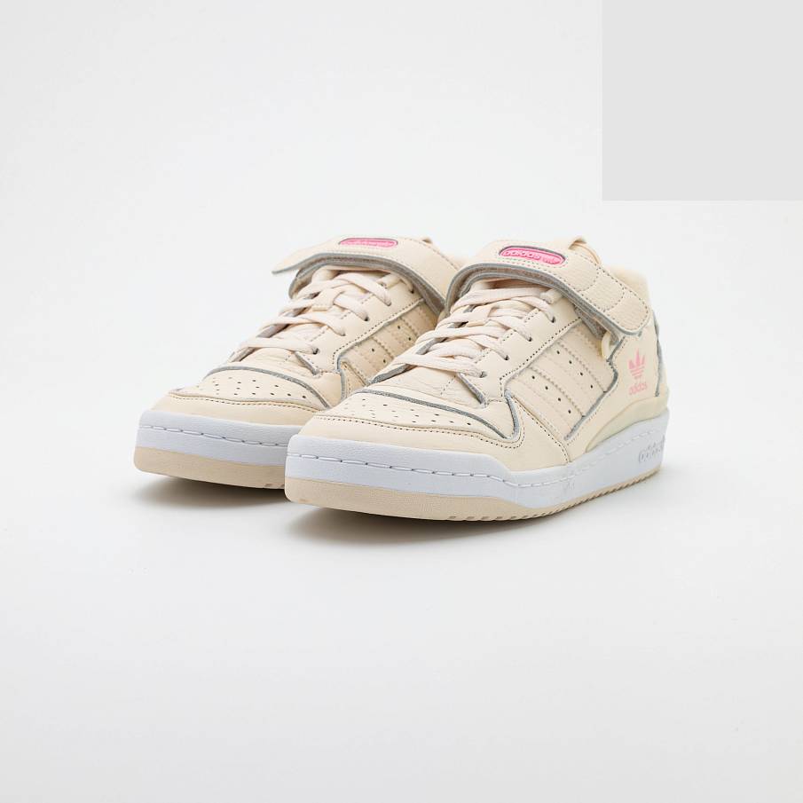 Фото № 2 с приближением к товару «‎Adidas Forum W »
