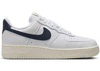 Фото № 1 с приближением к товару «‎Nike Air Force 1 Low '07»