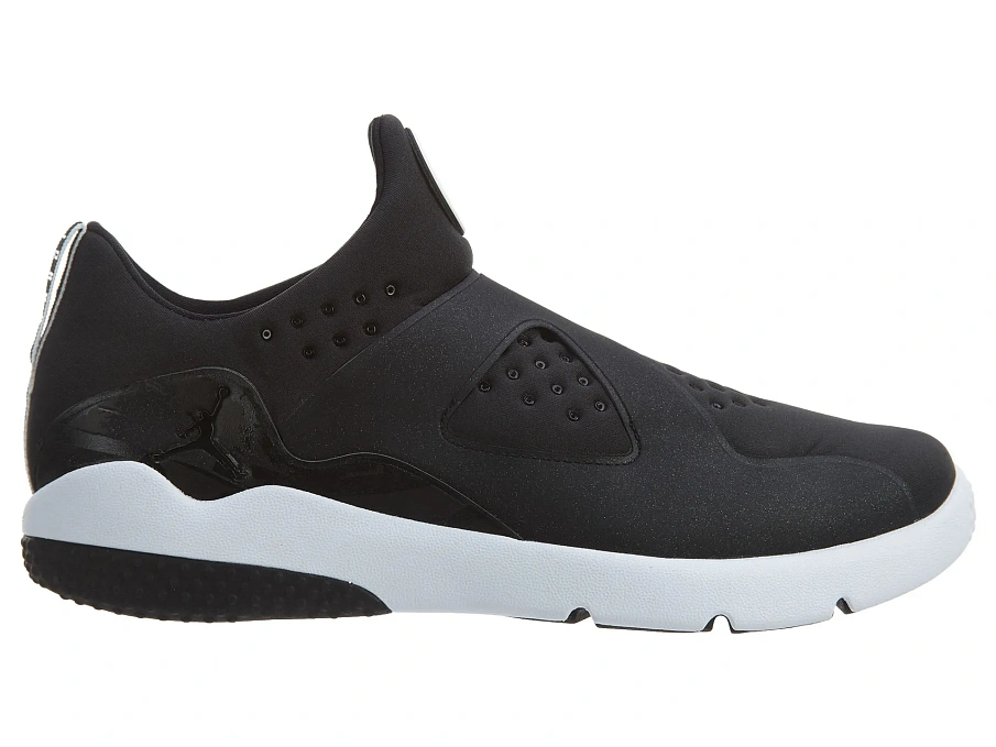 Фото № 1 с приближением к товару «‎Jordan Trainer Essential Black/Black-White»
