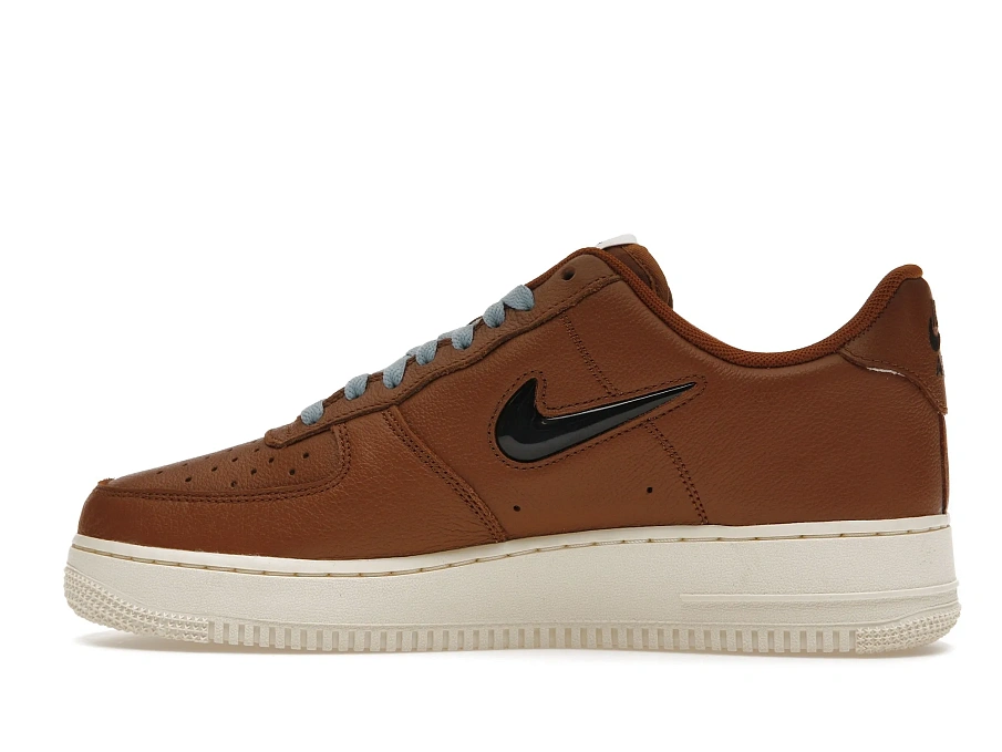 Фото № 6 с приближением к товару «‎Nike Air Force 1 Low 07 Premium Vintage Pecan»