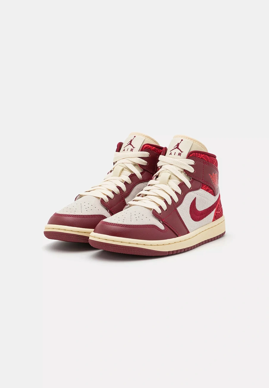 Фото № 3 с приближением к товару «‎WMNS AIR JORDAN 1 MID SE LU»