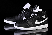 Фото № 3 с приближением к товару «‎Nike Air Jordan 1 Retro »
