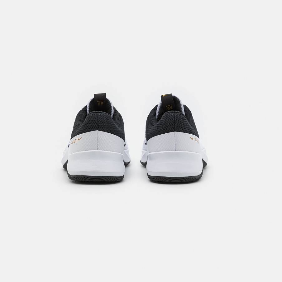 Фото № 3 с приближением к товару «‎Nike MC Trainer 2»