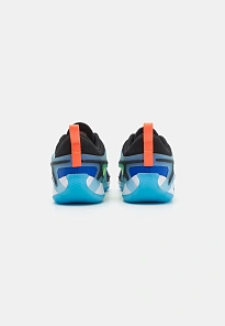 Фото № 3 с приближением к товару «‎Basketball shoes»