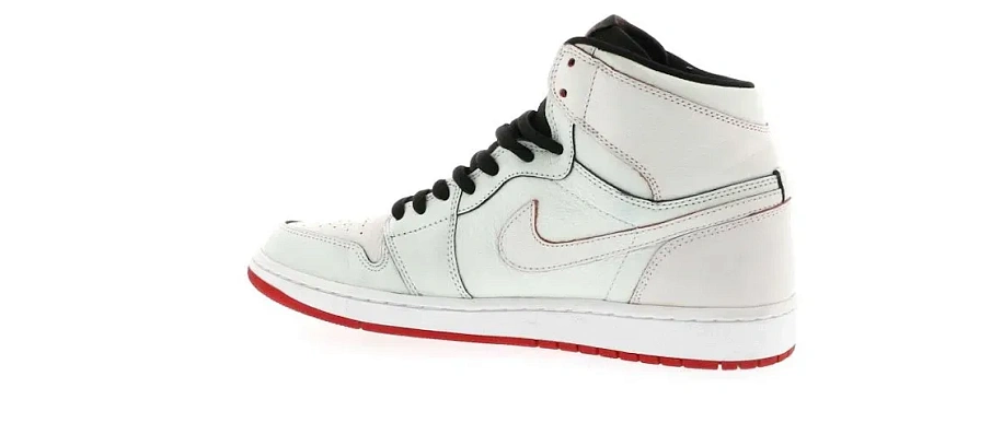 Фото № 3 с приближением к товару «‎Jordan 1 SB Lance Mountain White»