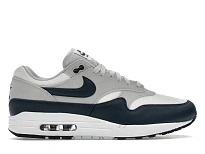 Фото № 1 с приближением к товару «‎Nike Air Max 1 Essential»